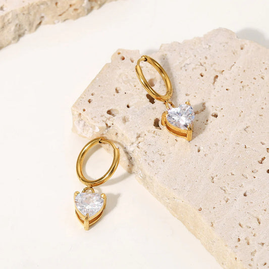 💎 White Heart Cubic Zirconia Huggie Hoop Earrings – 18K Gold Plated